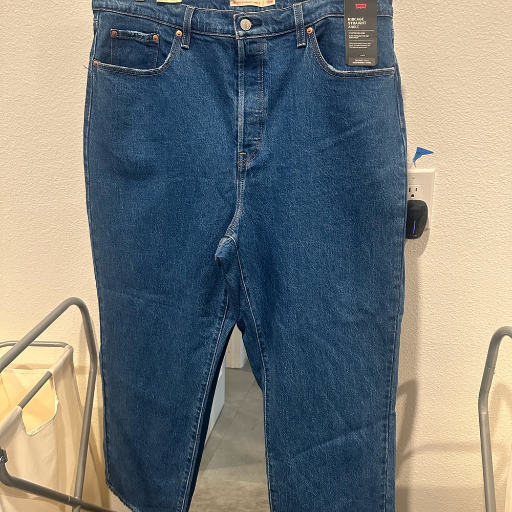 New w/tags - Levi's Women's Ribcage Straight Ankle blue jeans (Plus) - 18W